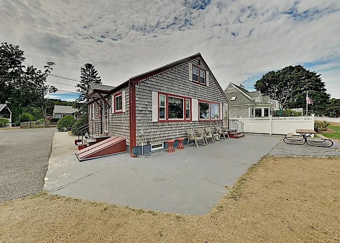 Bridgeview Bungalow Villa Bourne