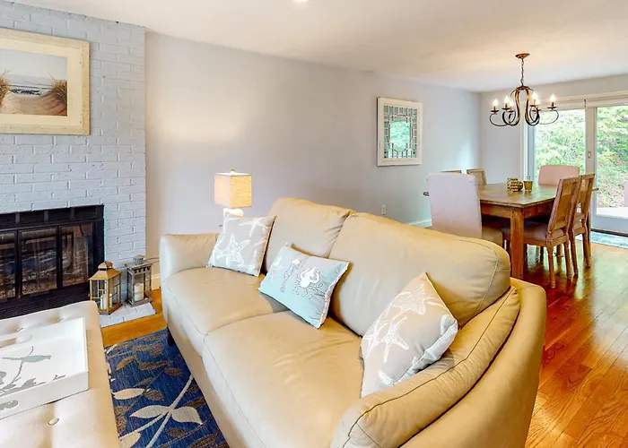 Birch Grove Villa Mashpee