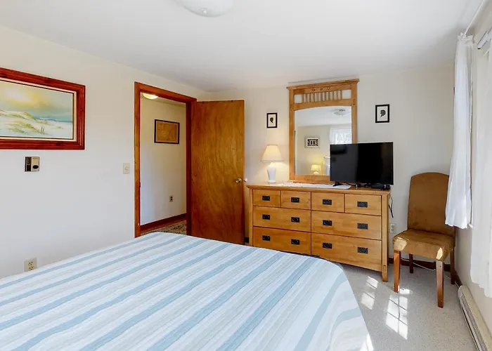 The Quarterdeck Villa Orleans