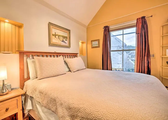 Provincetown Retreat Walk To Wharf And Dining! Apartment