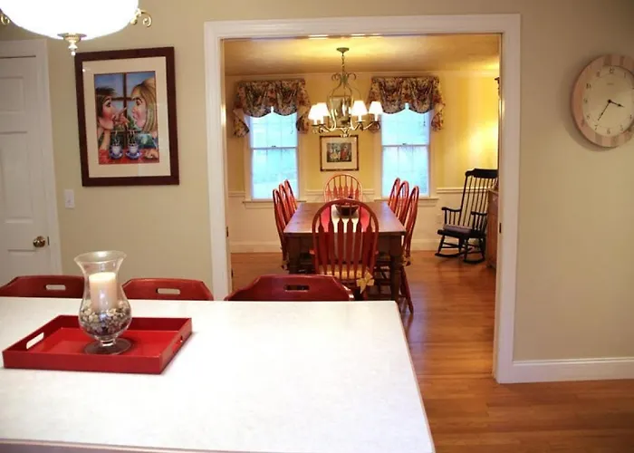 Walk To Beach Central Location Central Ac Wifi The Last Resort Harwich Port