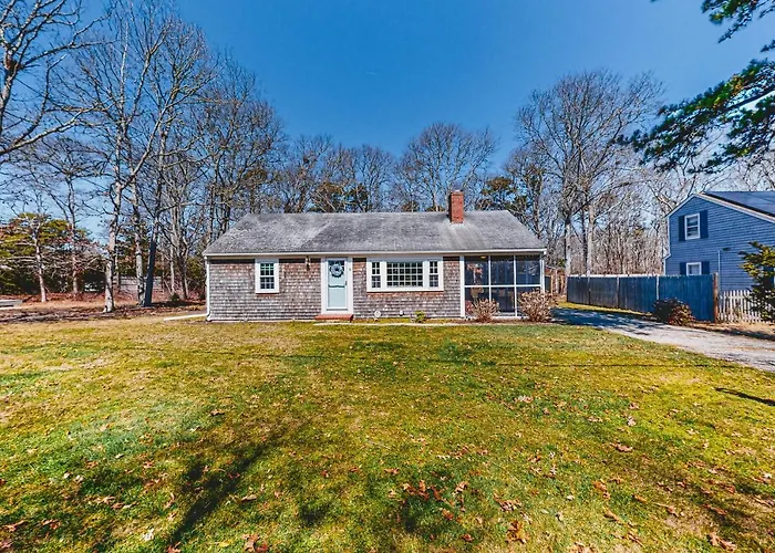 Home In Hyannis