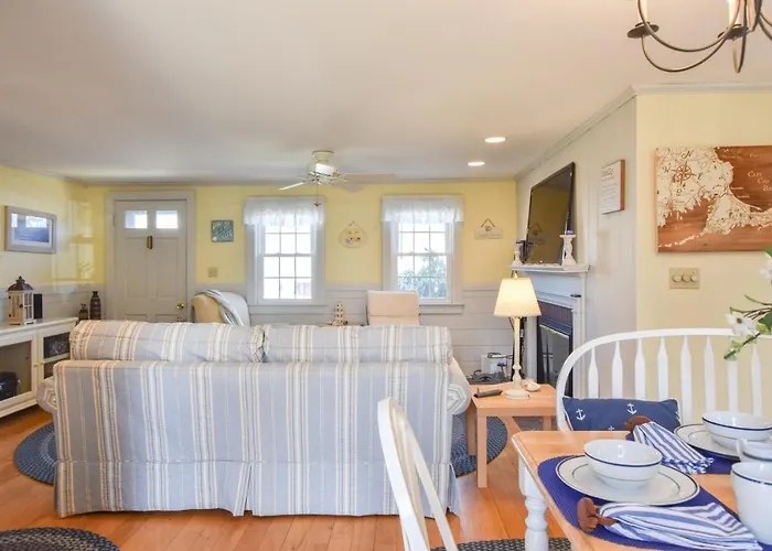 20005 - Walk 3 Minutes To Private Association Beach Great Outdoor Space W Private Fenced Yard Yarmouth