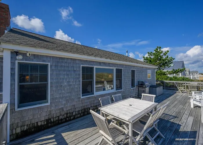 335 Phillips Road Sagamore Beach - Cape Cod Sandwich