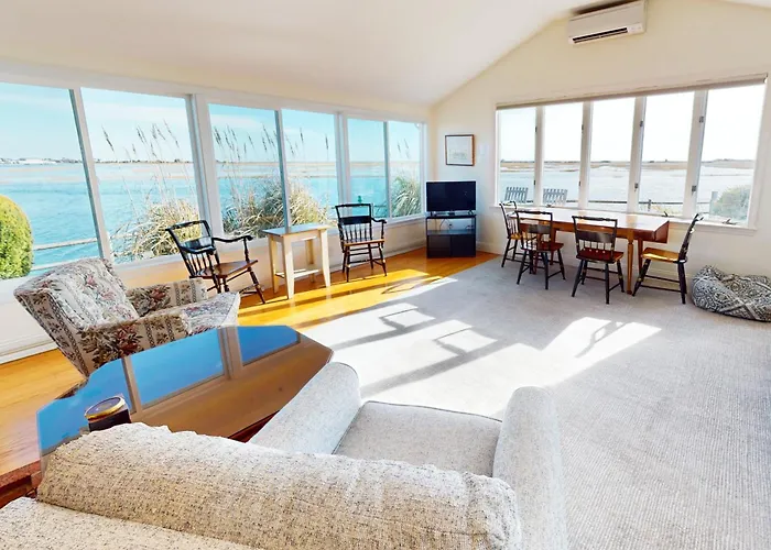 West Dennis Dockside Villa