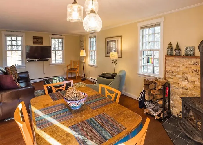 Home Near Oceanside Beaches Dog Friendly Wellfleet