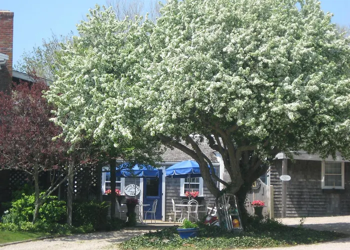 East Orleans Bed & Breakfast