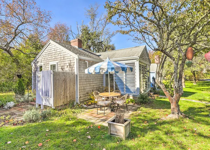 Steps To Dennis Village! 'The Blue Scallop' Home