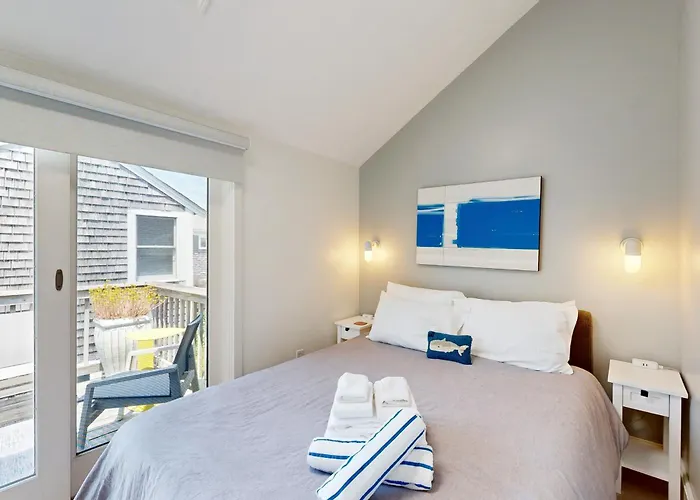 Long Pier Lodge Provincetown