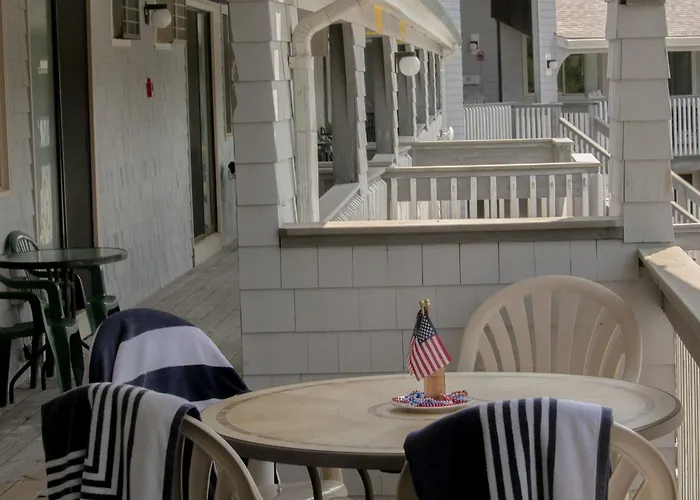 Eastwood At Provincetown Aparthotel