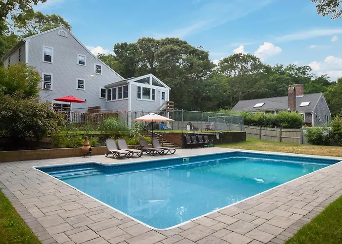 Private Pool Large Deck And Game Room Dennis