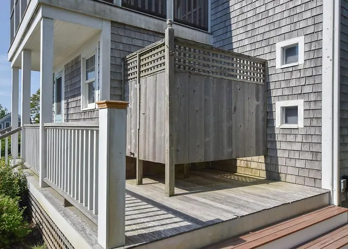 Stunning Home W Incredible Water Views Chatham