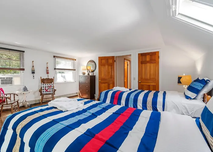 Charming Updated Home In Chatham