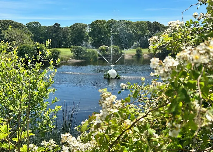 Resort & Conference Center At Hyannis