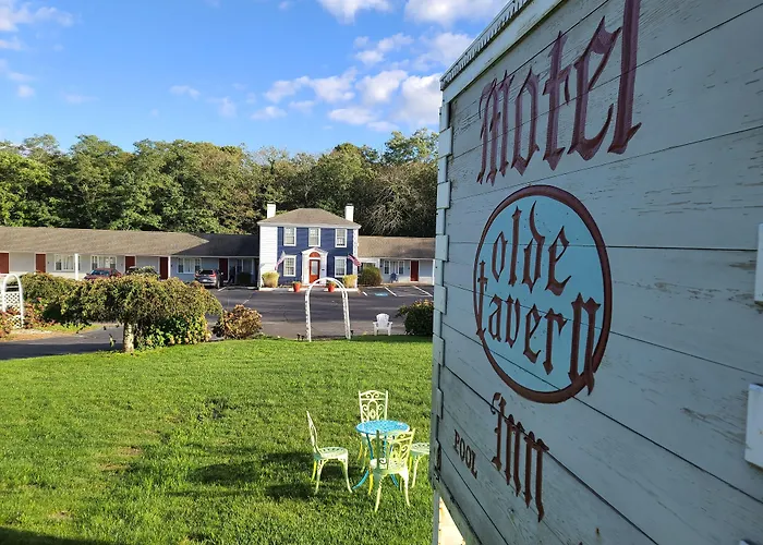 Olde Tavern Motel And Inn - Cape Cod Orleans