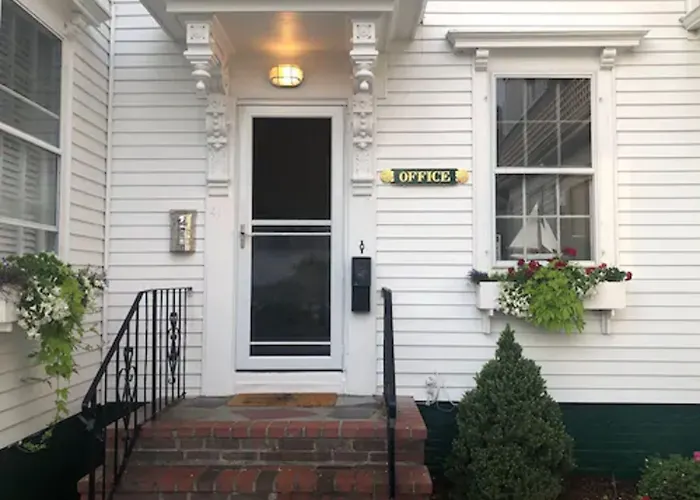 The Bradford Hotel Provincetown