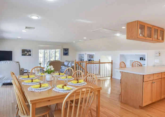 Stunning Water Views By Private Beach Eastham