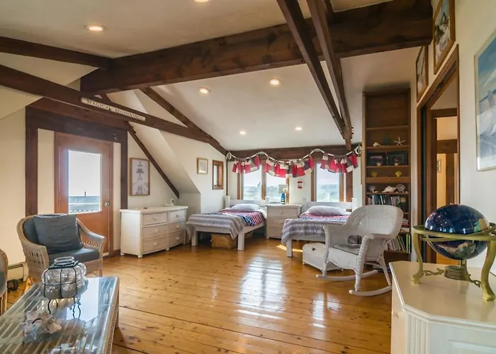 Modern Post Beam With Stunning Bay Views Villa Sandwich