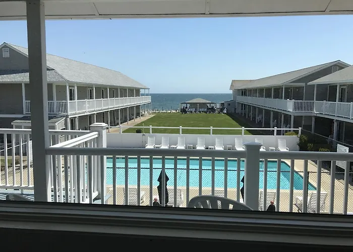 The Three Seasons Resort Dennisport