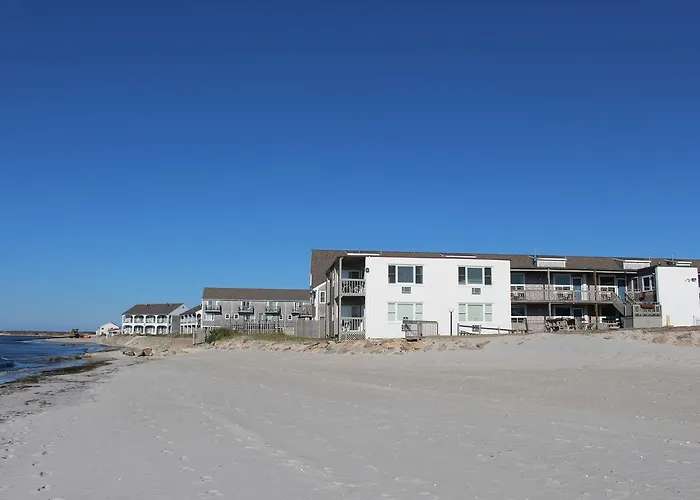 Surfcomber On The Ocean Motel South Yarmouth