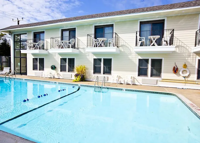 Holly Tree Resort West Yarmouth