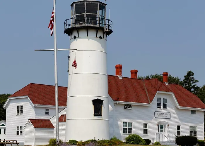 Chatham Charm Villa