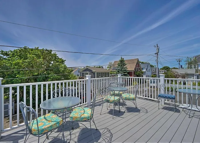 Provincetown Apartment, Steps To Commercial Street