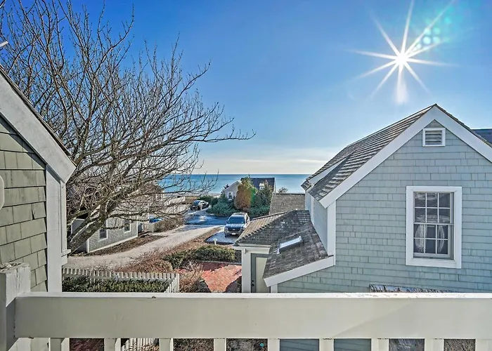 Cape Cod Townhome With Ocean View And Beach Access Mashpee